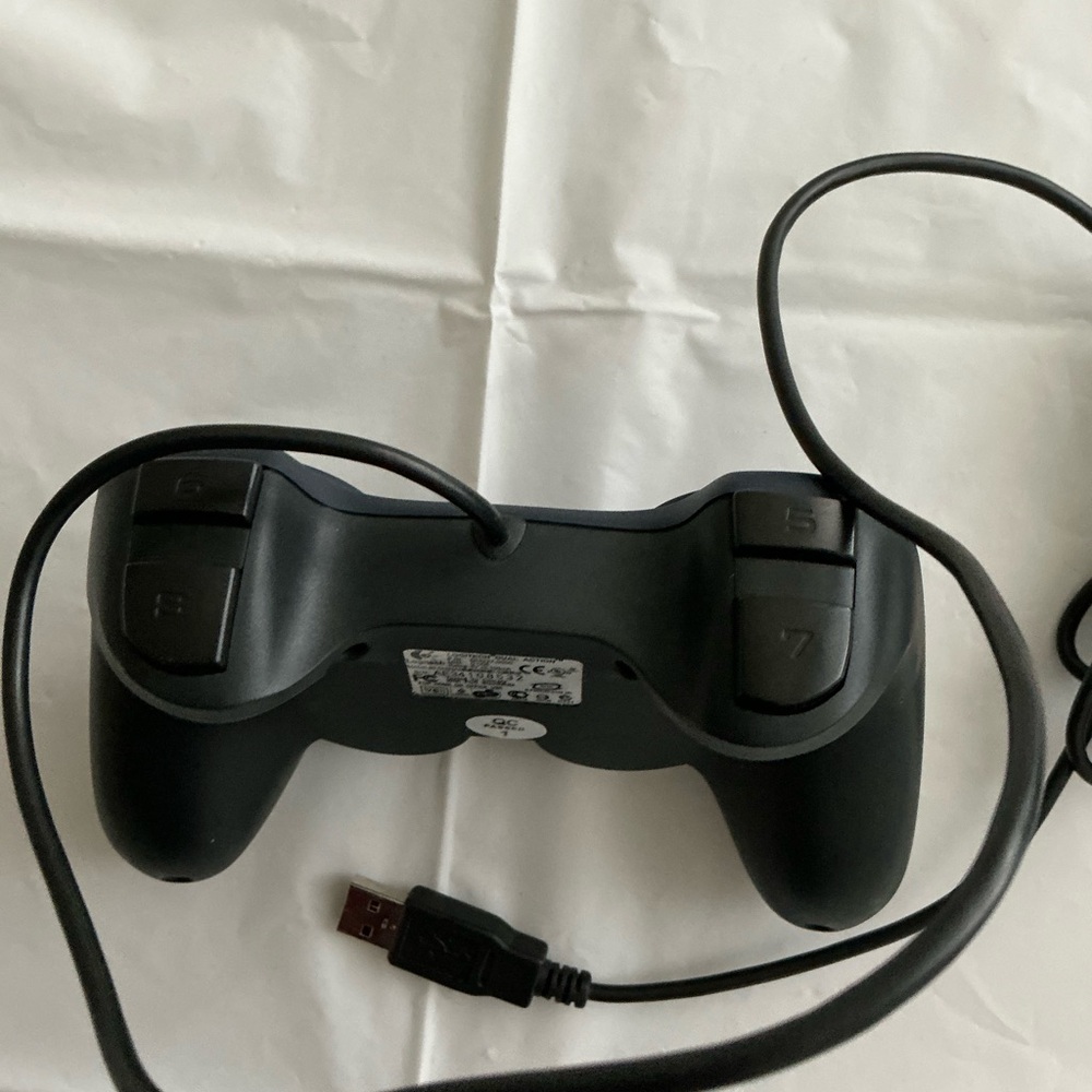 Logitech Dual Action USB Game Controller PC Mac - Untested - Picture 3 of 5